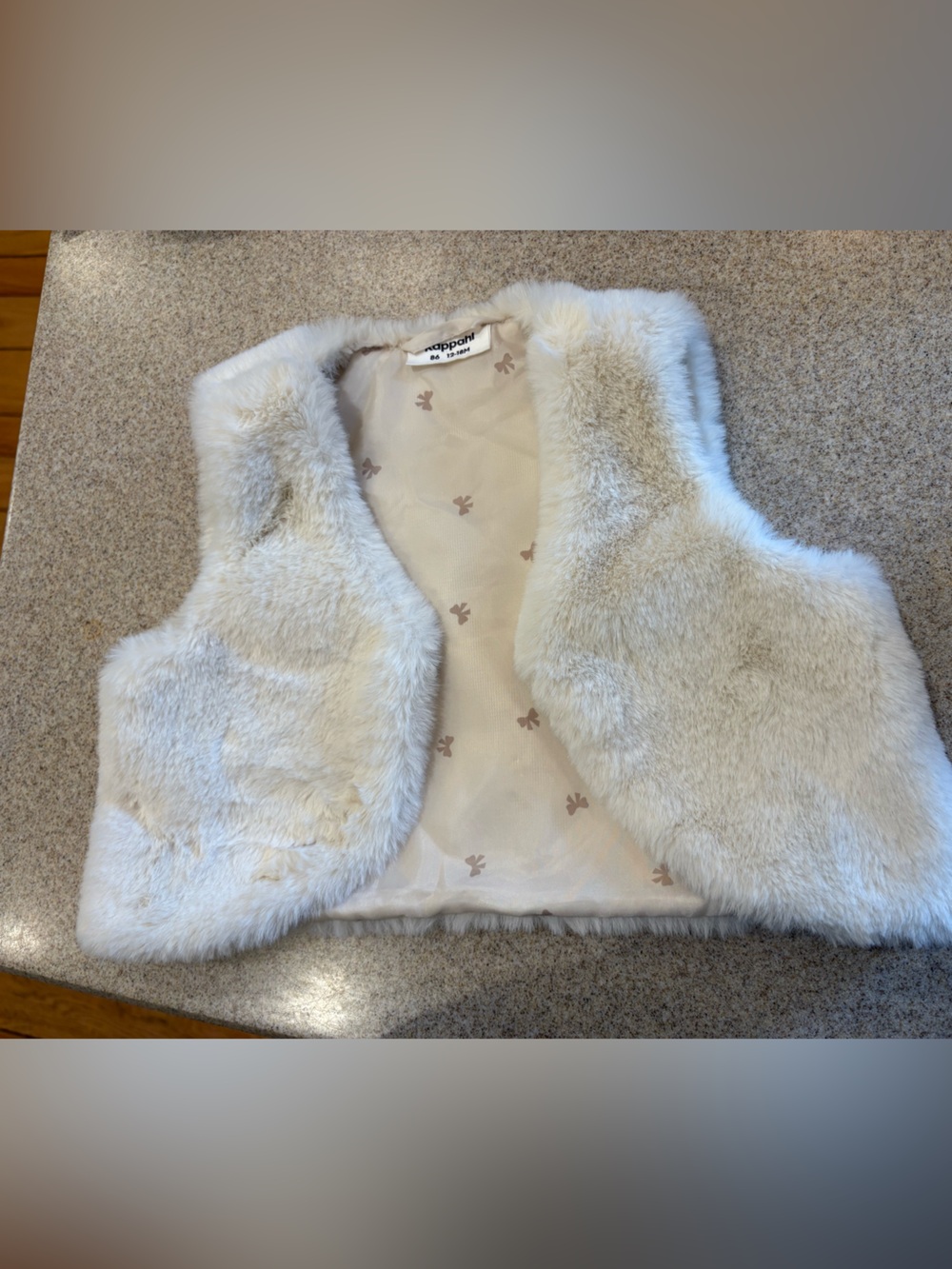 Kappahl Cream Faux Fur Kids Vest 12-18mo toddler girl